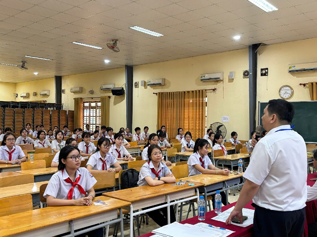 z6461486616989 c4fa87295f6df00db296ae38582e32b0