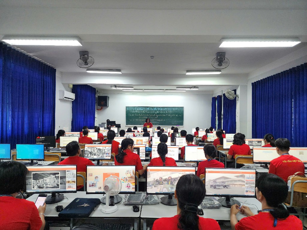 z6550169067613 b0d04b4b8b81abb413a64133e5b8910d