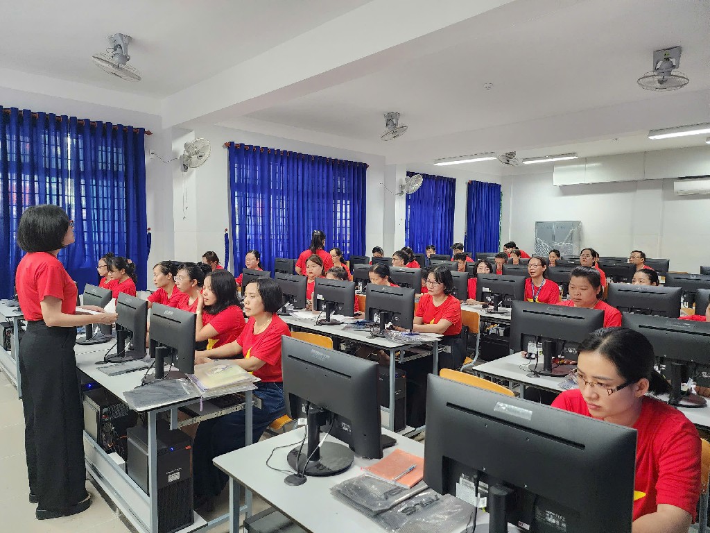 z6550169073056 5663a0a58788855f60cc426d33a1b05c