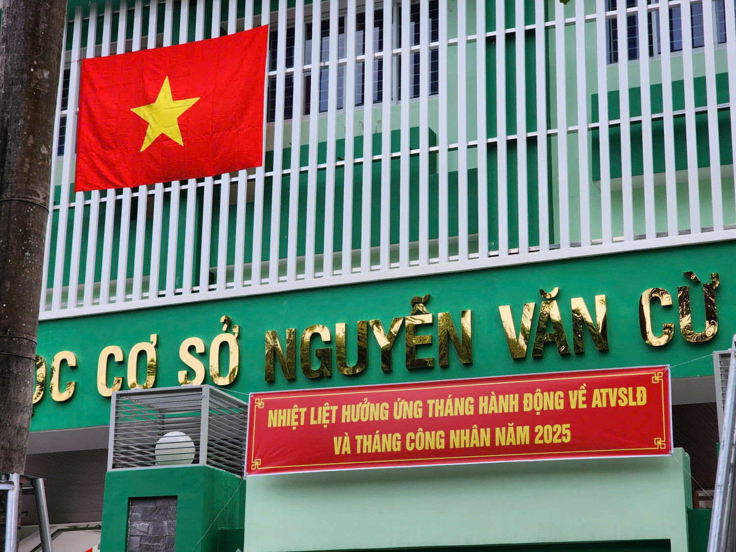 z6552259287351 235b533d5165f7ba68c2bbf917c12803