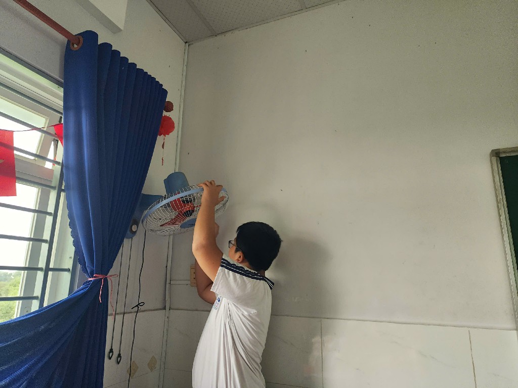 z6554414152610 9f21592652164d987affc1e882738095