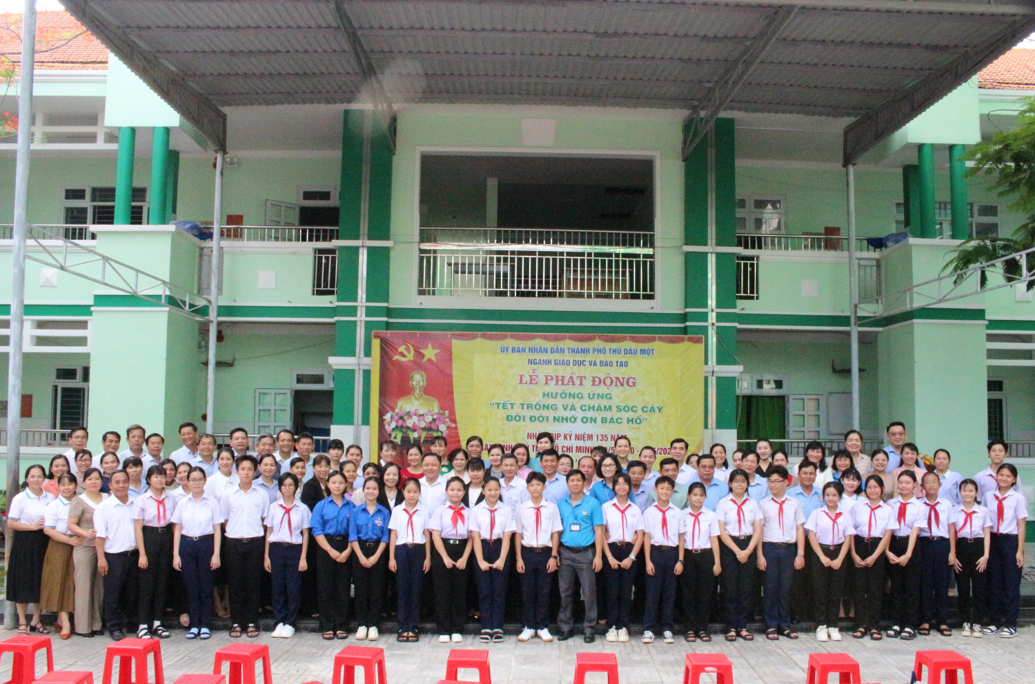 Ngành Giáo dục và Đào tạo thành phố Thủ Dầu Một tổ chức Lễ phát động “Tết trồng cây đời đời nhớ ơn Bác Hồ” năm 2025