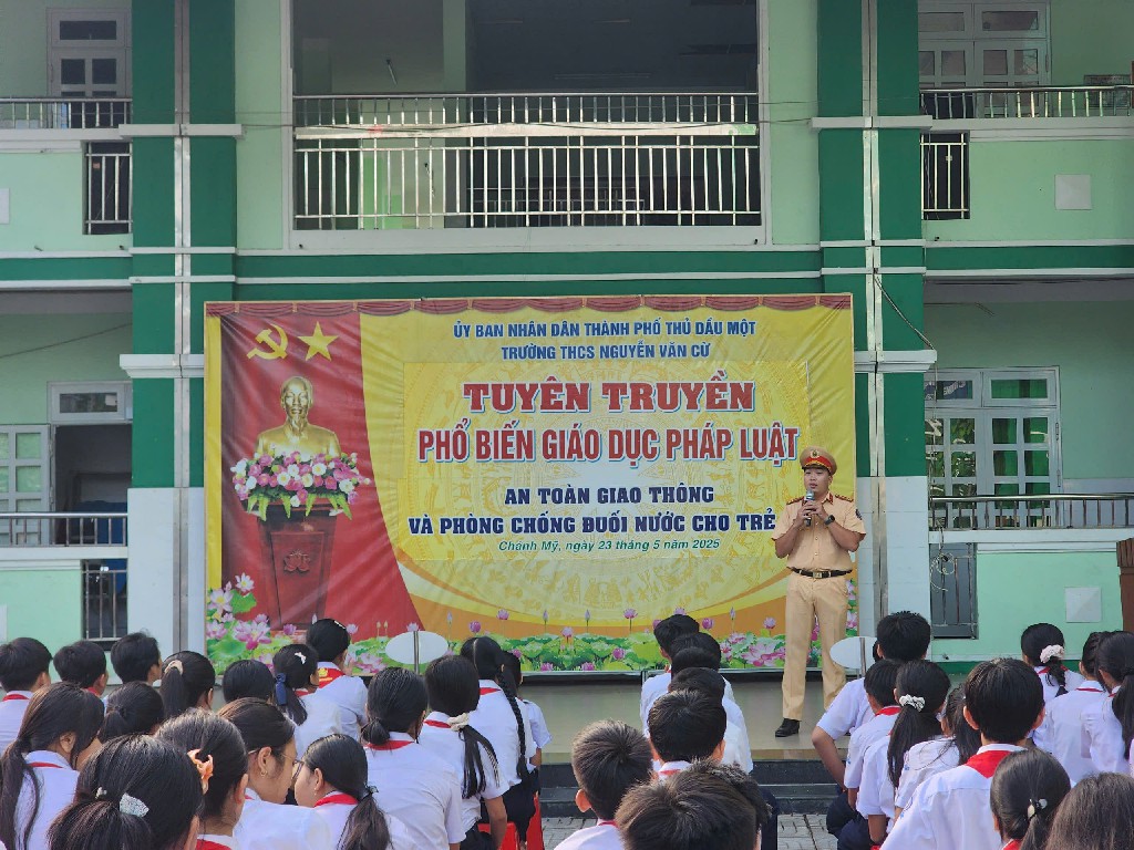 z6629662992487 92d7b84f759ada7150384fe62716ce51