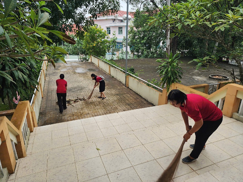 z6842117928443 5a51127075c735e15aec53e636c5f825