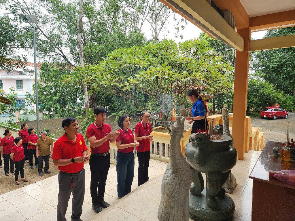 z6842117930631 a99afa71f7cb24823da9064c92bfc910