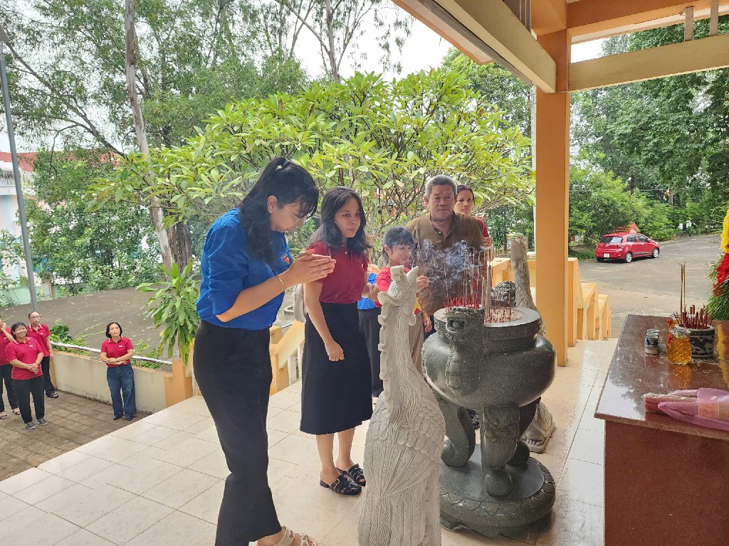 z6842117941733 3b2bf304d45b466487bdc1b5b7f0be63