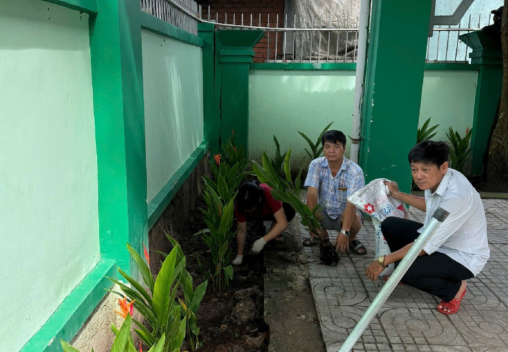 z6960017555440 eb6e604b0811e6e0c4a4cd79c4f99773