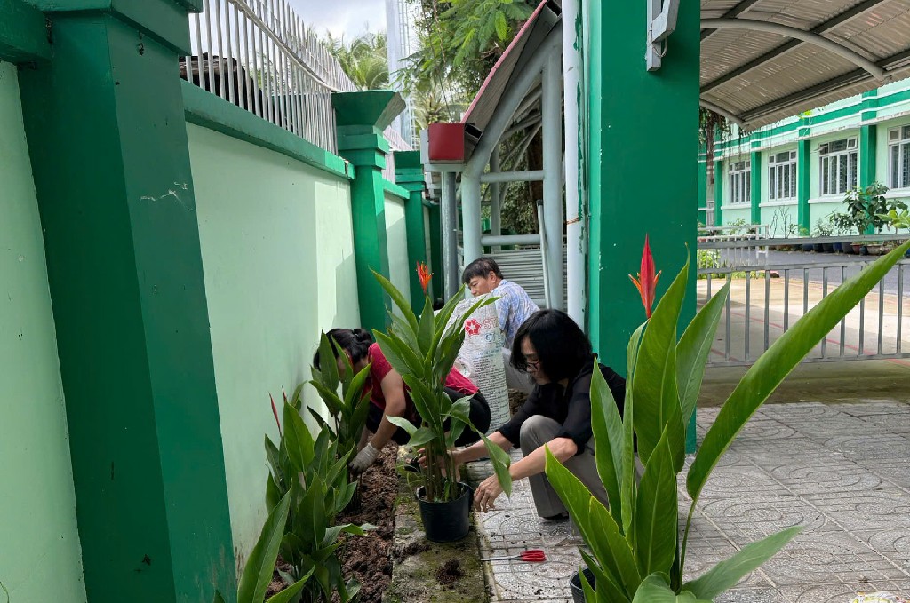 z6960017870072 4b7cfad388e978126f3d3444a5917200