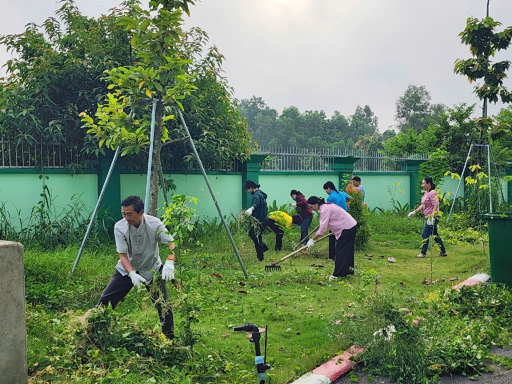 z7008215826246 a92b1842213cb985686efce8bdca5c39