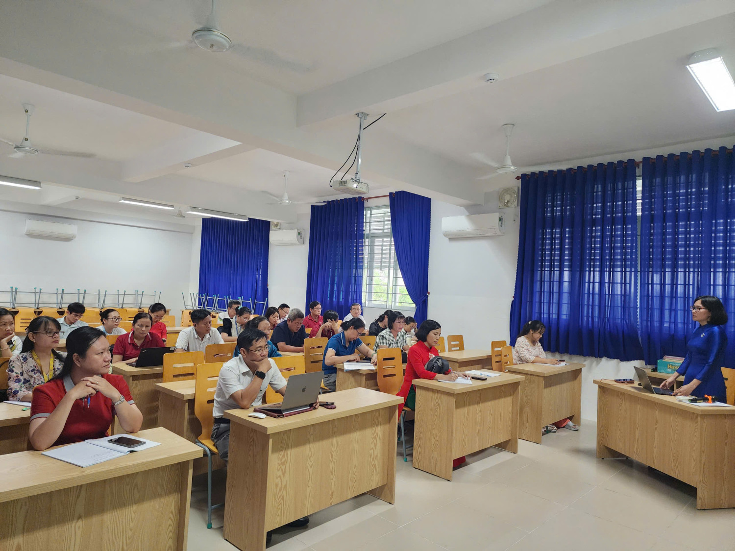 z7008538511085 f14edbb6716548df1556664c1fb23b8f