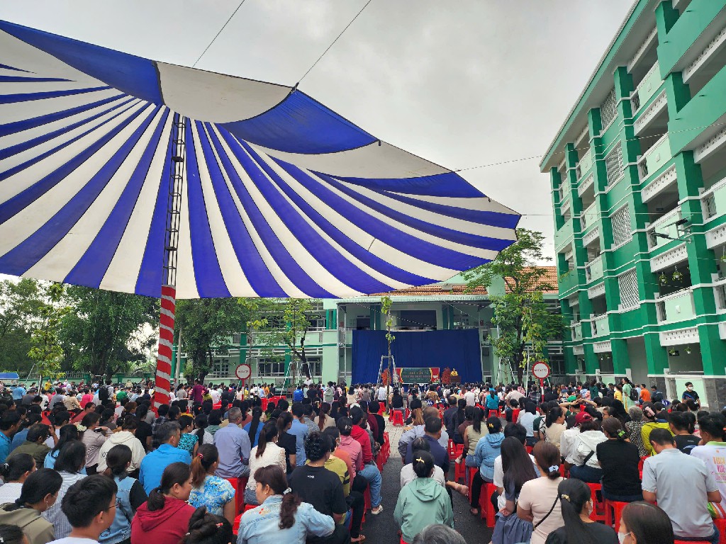 z7010540796133 503564b94213fb5e17258d4789c0d6fd