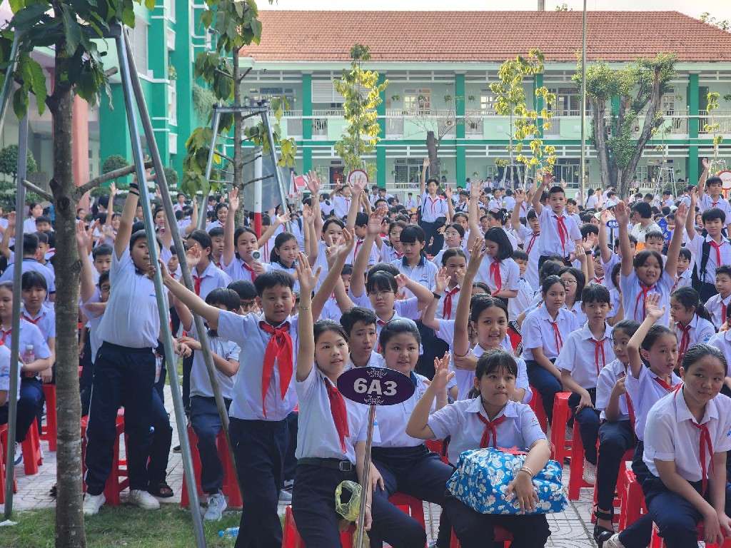 z7074737829095 fb68c8f50fc46378817a909376a3093d