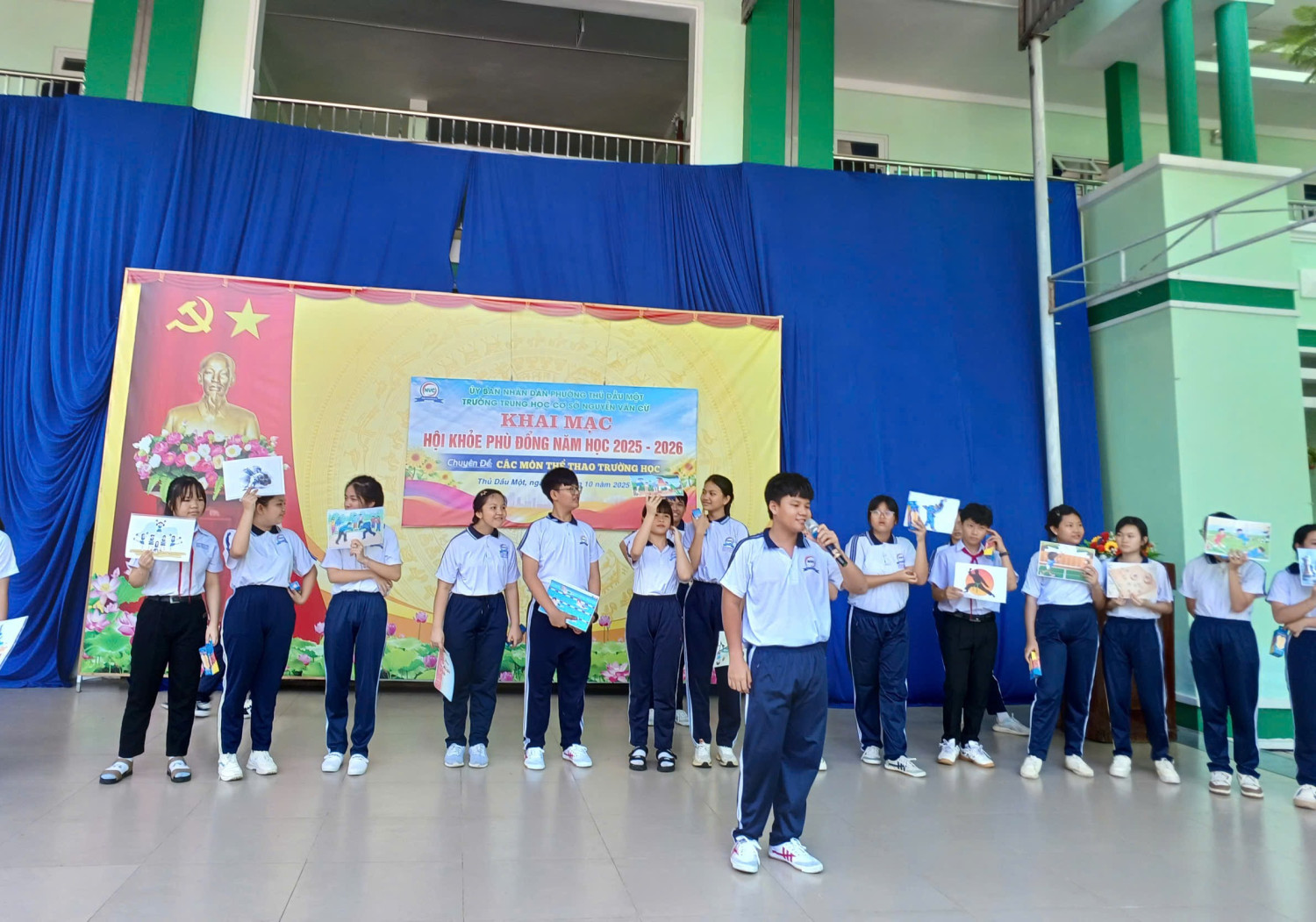 z7086179847551 6b5c903a25a53f76e27681986667e815