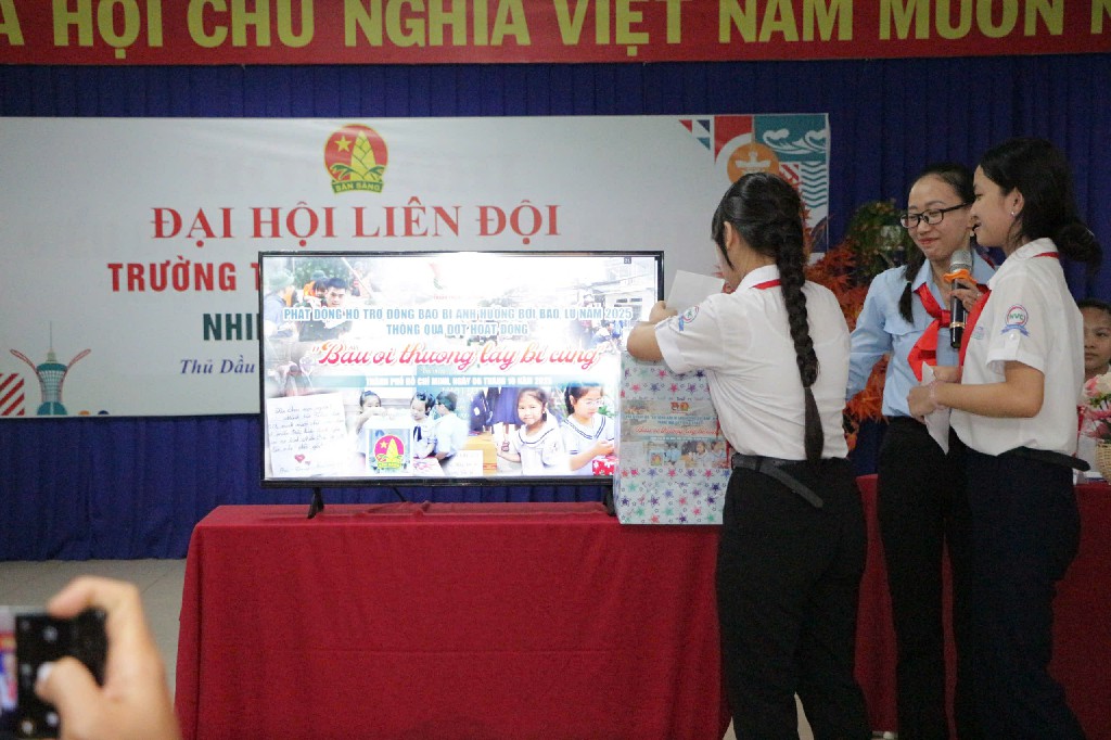 z7099571948371 e395fd03871a5df2ab245d8625f7882d