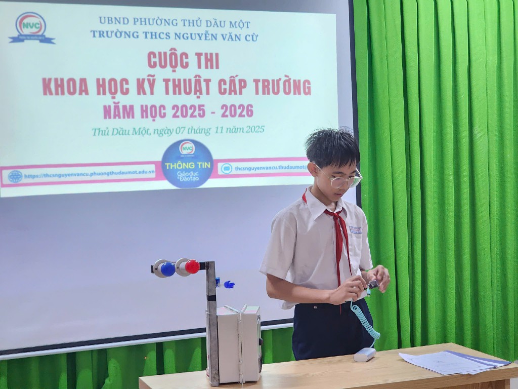 z7205325107987 9cef44d419c422f102f05e9715663fa9