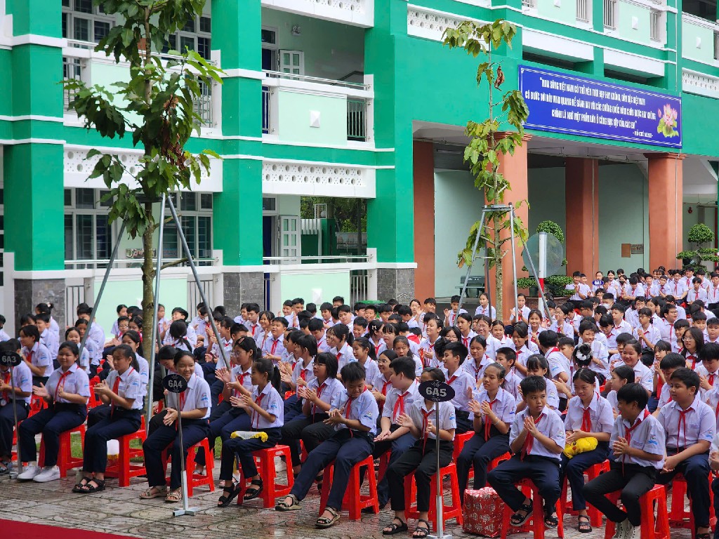 z7229991379721 b4ecb7ad718cd47cadddc75642997fbf