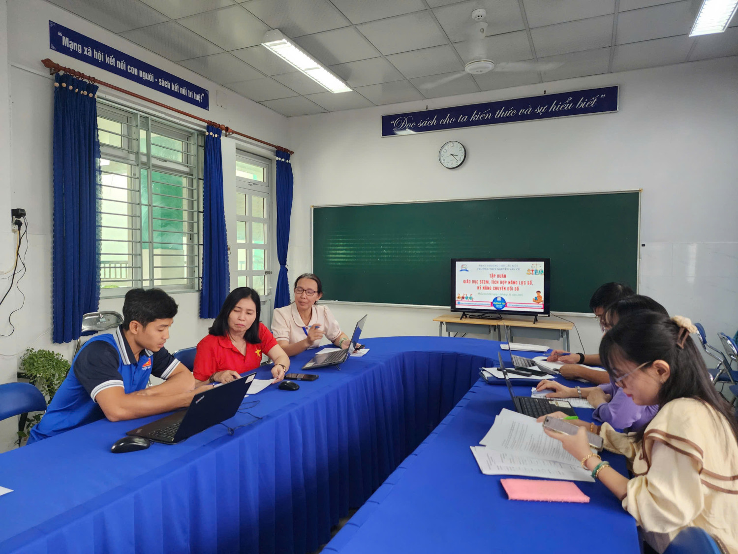 z7317820600929 374af5323abce2c6a55bae0c0d89487c