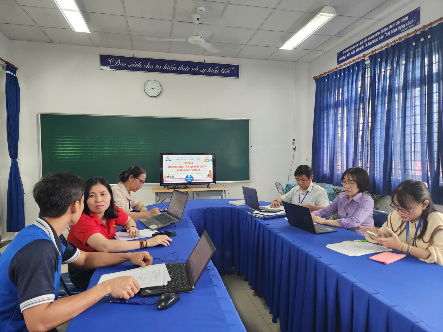 z7317820612923 08b4dd09159beeecf8c53be86b933f00