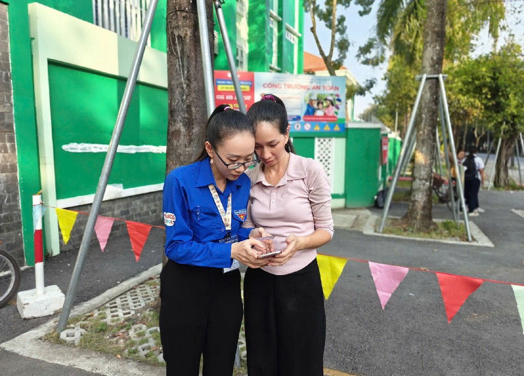 z7370209370878 f013e9e6b5a4e372d0d8d48d94063113