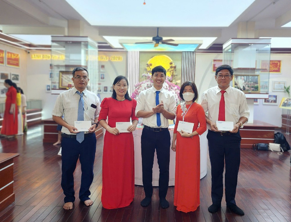 z7440961169590 43dc7fc2bc4f87364c30491c2654738d