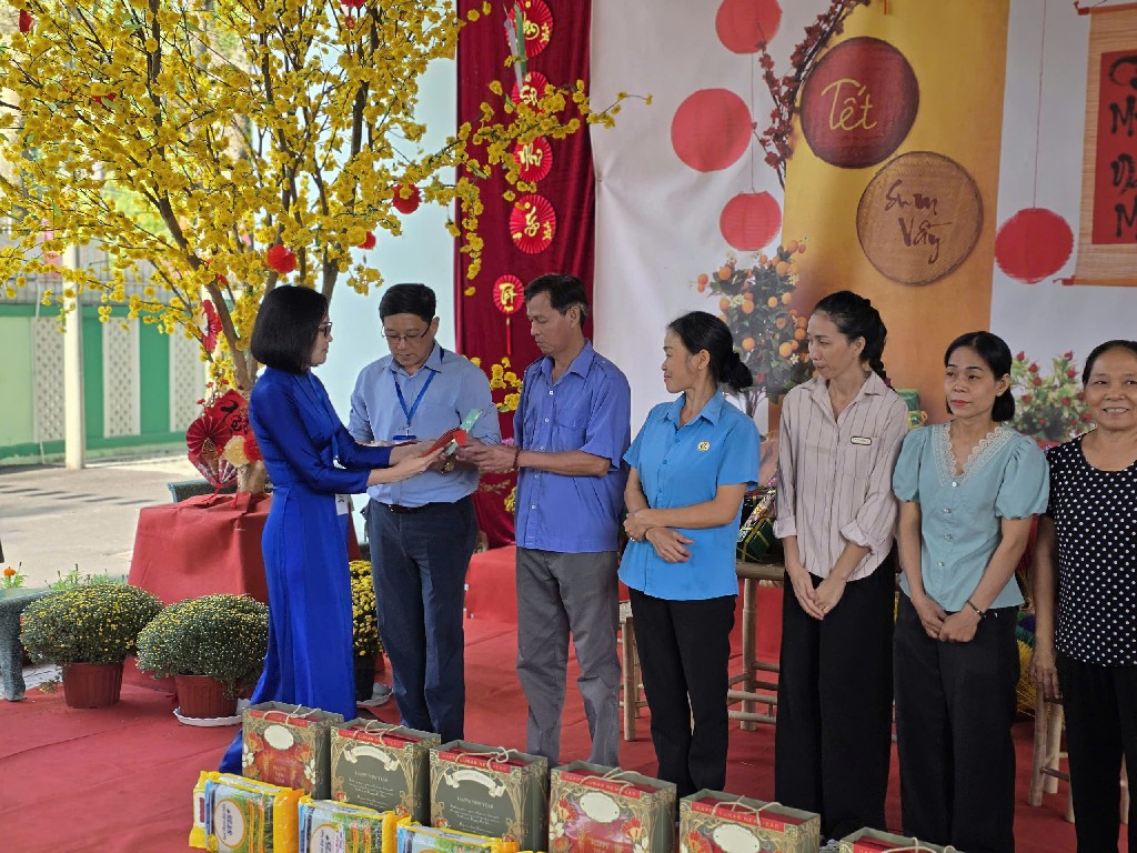 z7538570389086 f0e543c5a1d6feb6c3ad9528c61f21d7