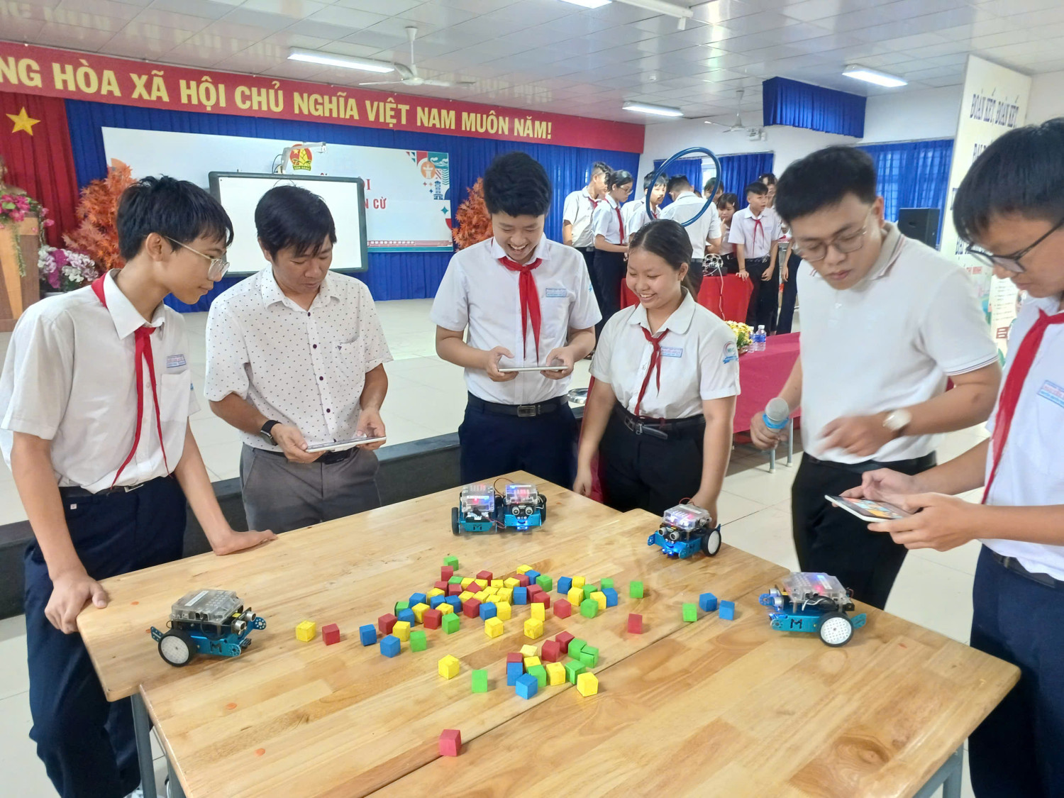 Phối hợp tổ chức chương trình “Ánh sáng tri thức” năm 2026 - Chủ đề: Trải nghiệm STEM