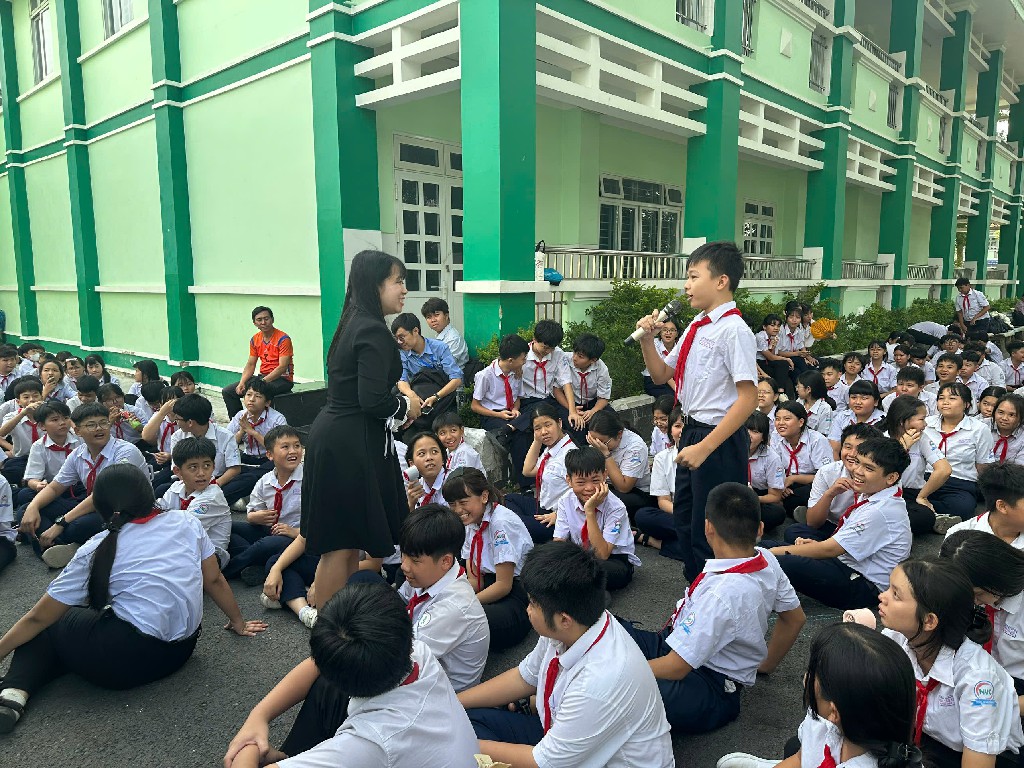 z7641952146597 ce3616b1e8351d02f2a7b5e912ada7bd