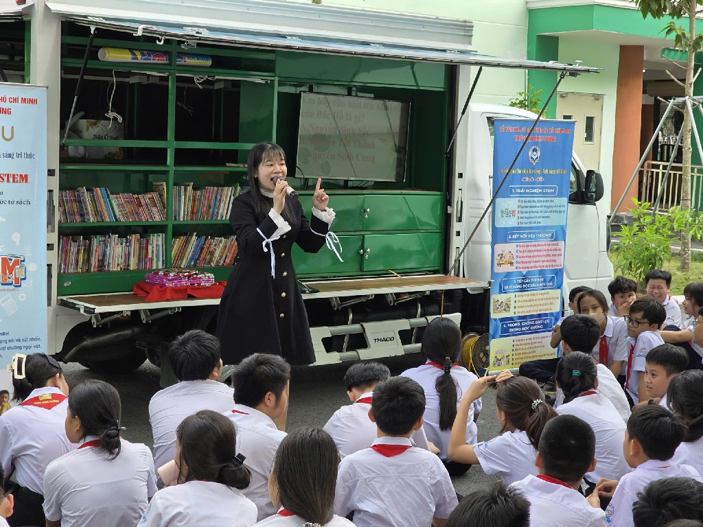 z7647258102535 0a69a2d333165b1cba8a75ea745d98c9