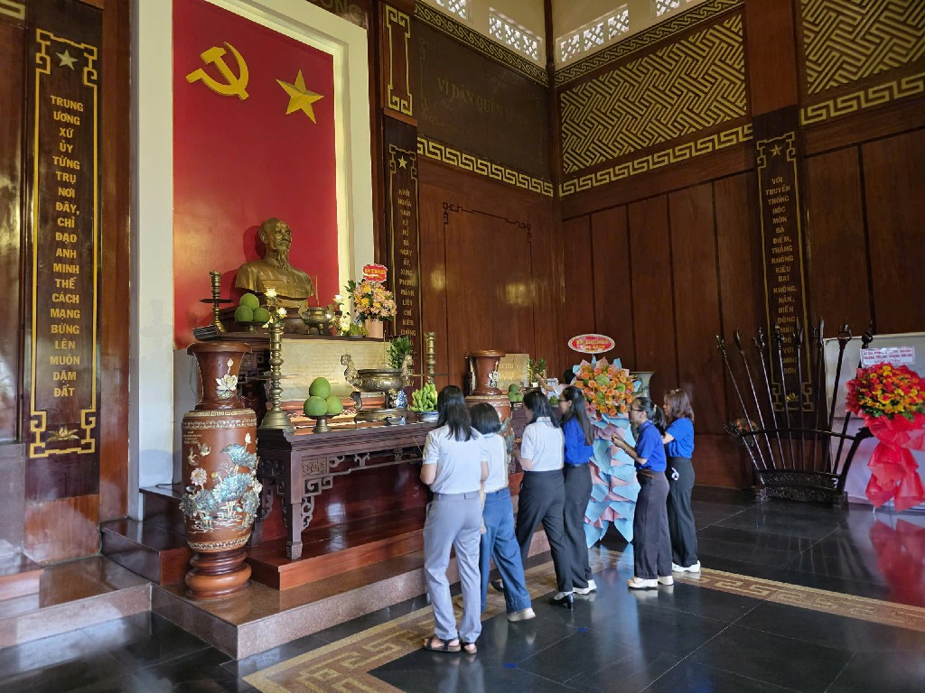 z7647416906118 d2b8819168d55626742740db3e46ae39