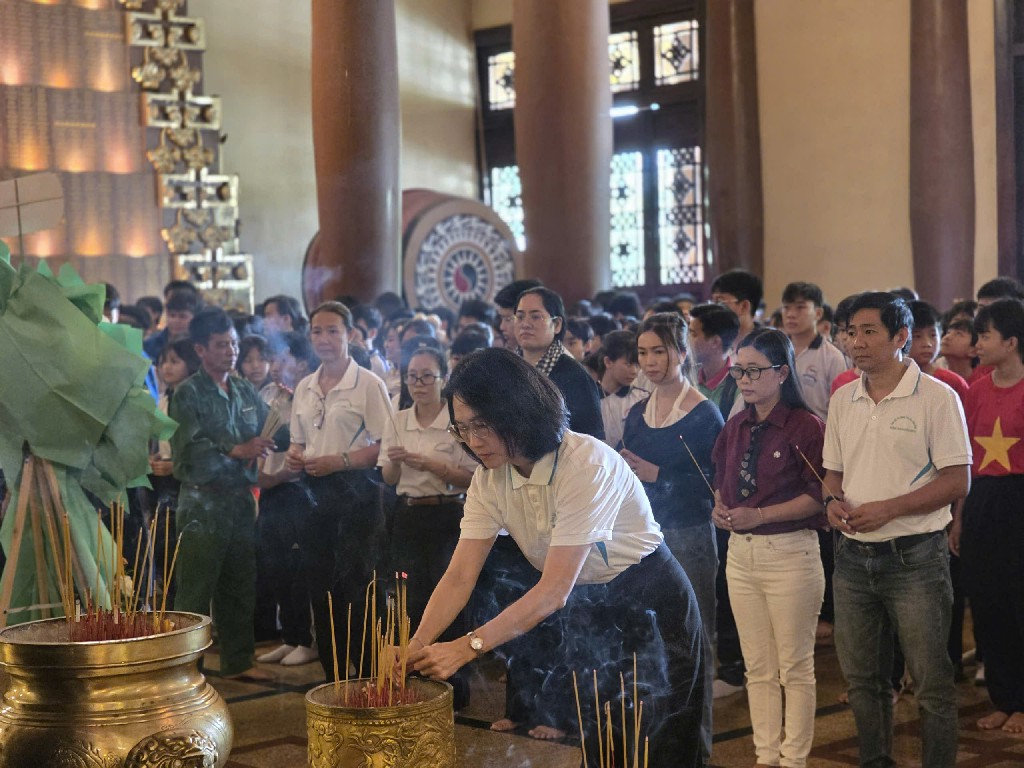 z7647446124240 b4e46d04f884423ebf5e7cb74b5f1d8c