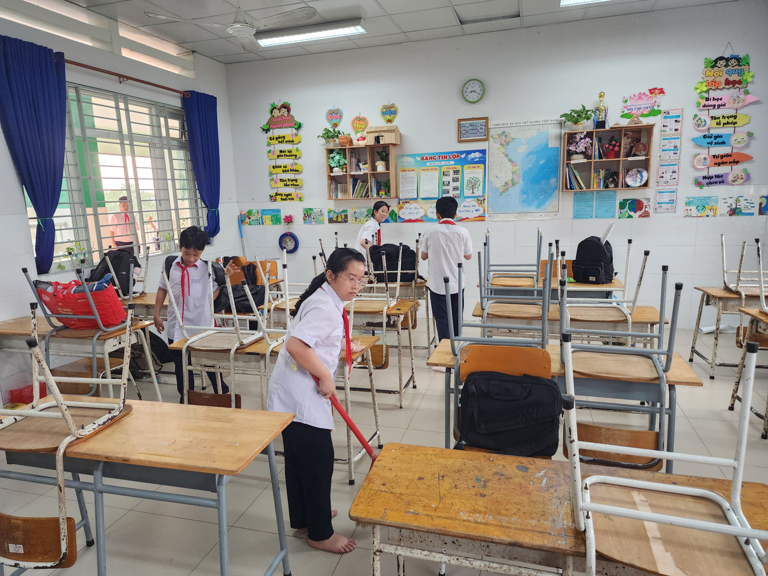 THCS Nguyễn Văn Cừ tích cực thực hiện mô hình “Xanh - Sạch - Đẹp” năm học 2025 - 2026