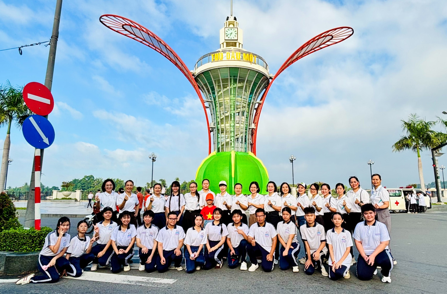 Tham dự hưởng ứng phong trào “Chung một quyết tâm xây dựng phường Thủ Dầu Một không ma túy” năm 2026