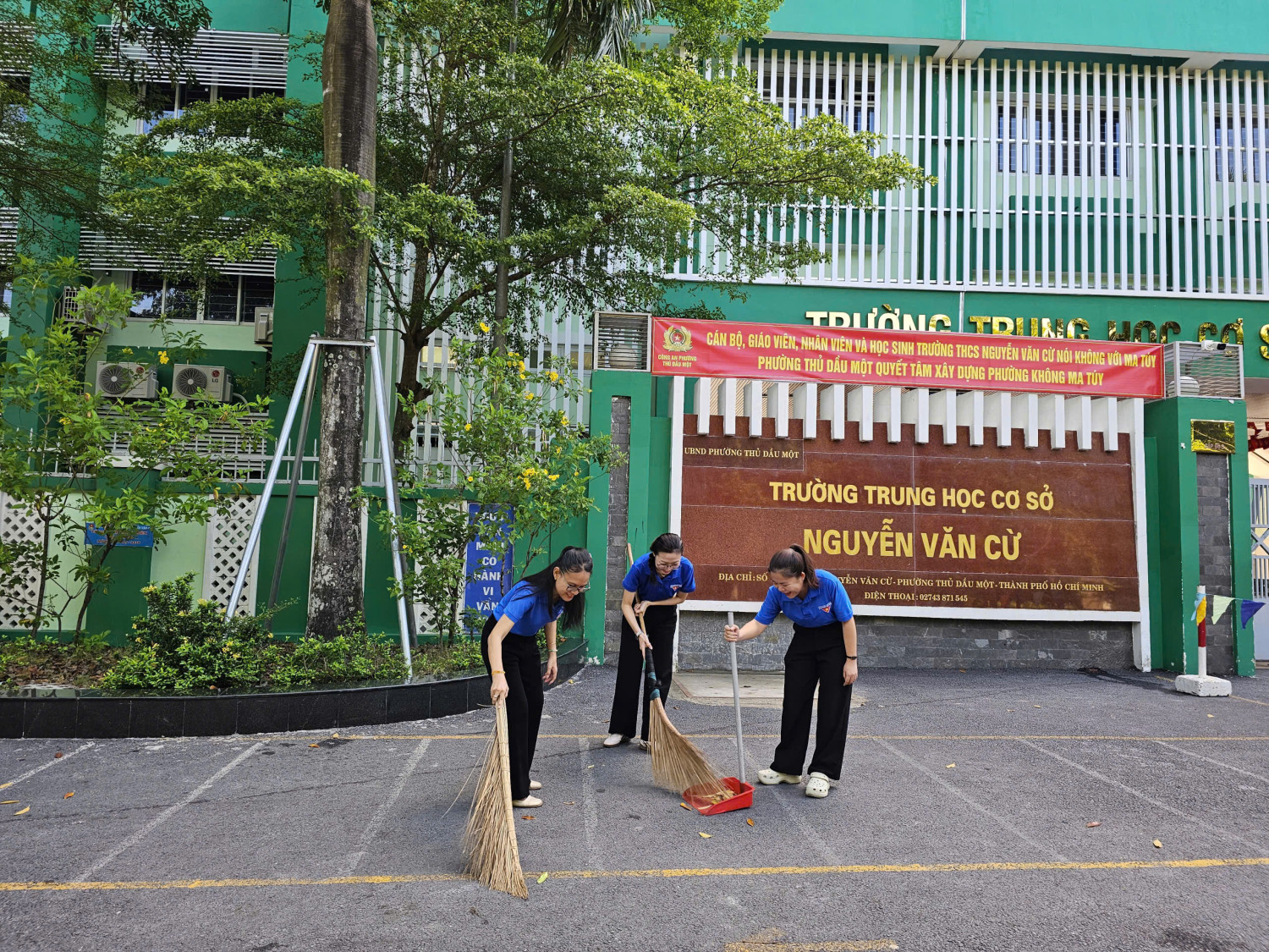Tuổi trẻ trường THCS Nguyễn Văn Cừ sôi nổi ra quân "Ngày chủ nhật xanh" lần thứ 167 - Năm 2026
